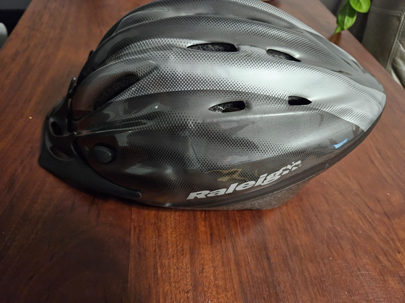 Raleig Woman Cycle Helmet