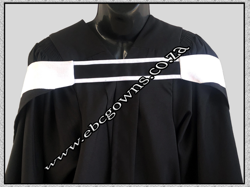 Graduation gowns for sale or hire in Benoni, Gauteng