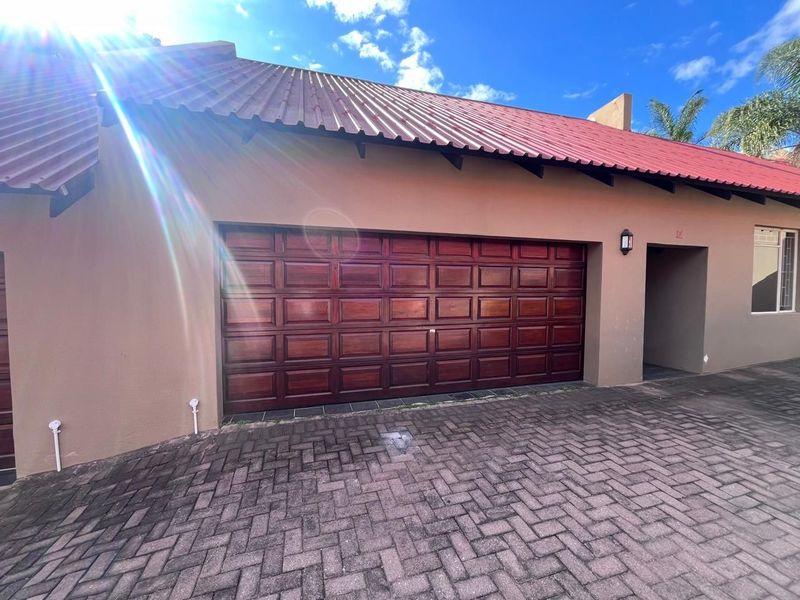 3 Bedroom Townhouse For Sale In Moregloed, Polokwane.
