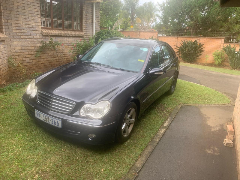 2005 Mercedes-Benz C-Class Sedan