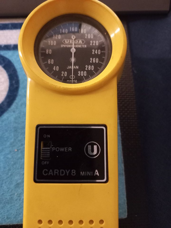 Cardy 8 vintage electronic sphygmomanometer