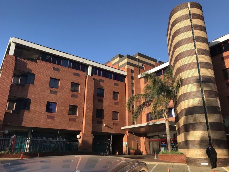 200m² Commercial To Let in Parktown at R125.00 per m²