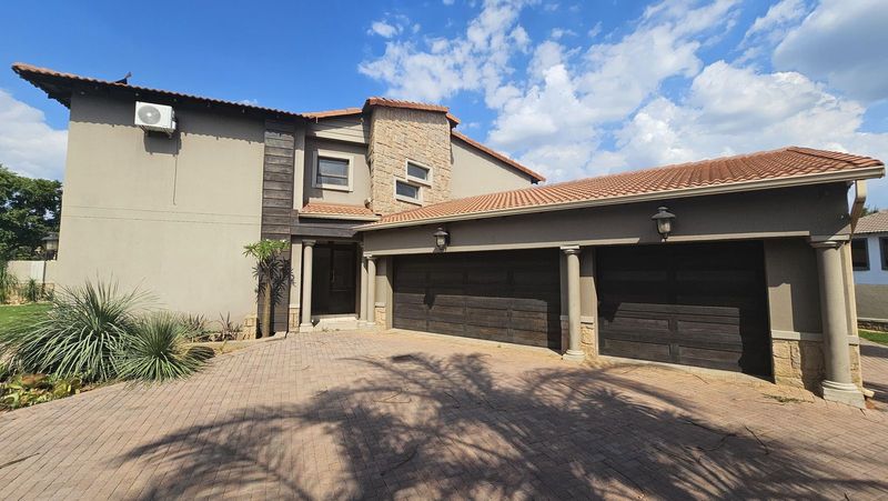 Beautiful Family Home in Secure Estate