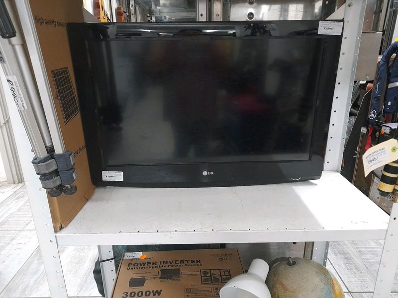 LG 32 inch TV with Remote no stand 139Feb24