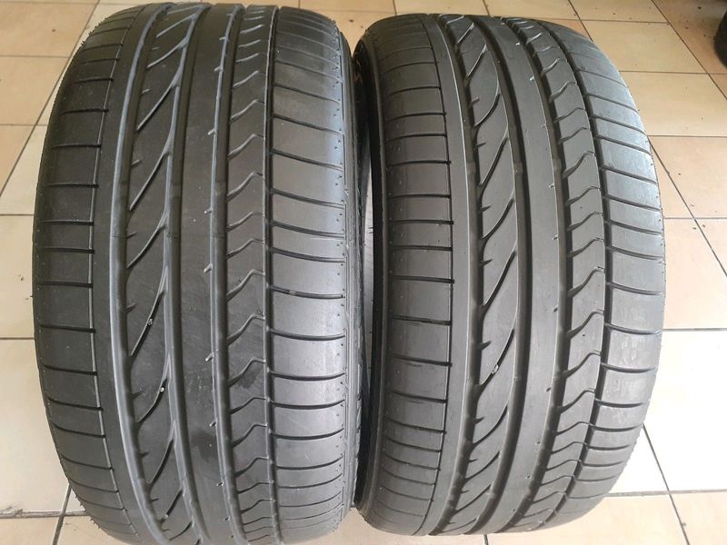 255/40/17 Bridgestone Run Flat Tyres for Sale. Contact 0739981562