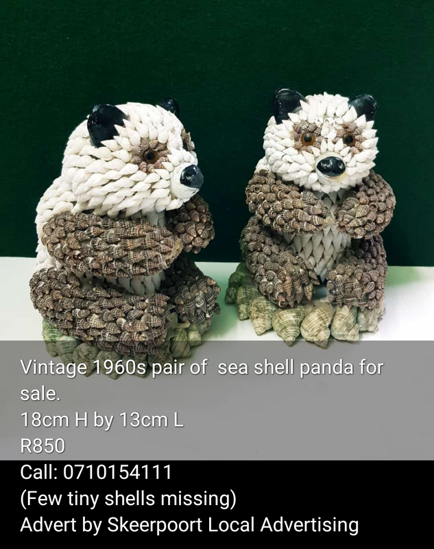 Vintage 1960s pair of sea shell panda for sale