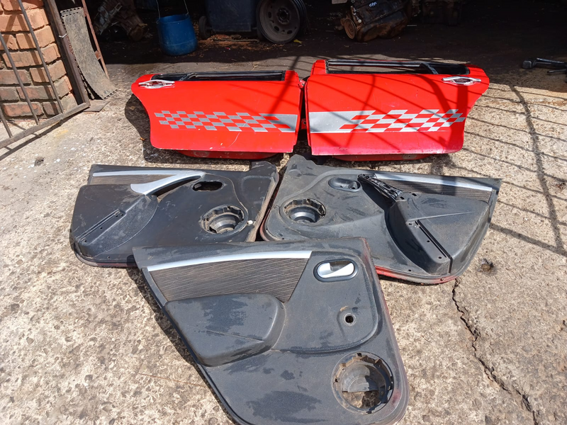 RENAULT SANDERO TAILGATE FOR SALE CONTACT FOR PRICE