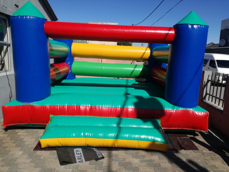 Jumping castle 4x4