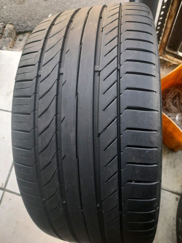 Fairly used tyre 255/35/R19 CONTINENTAL RUNFLAT TYRES ZUMA 061_706_1663
