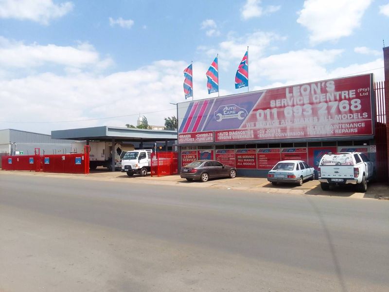 Strategically Positioned Auto Service Centre for Sale- Unbeatable Opportunity for Business Success