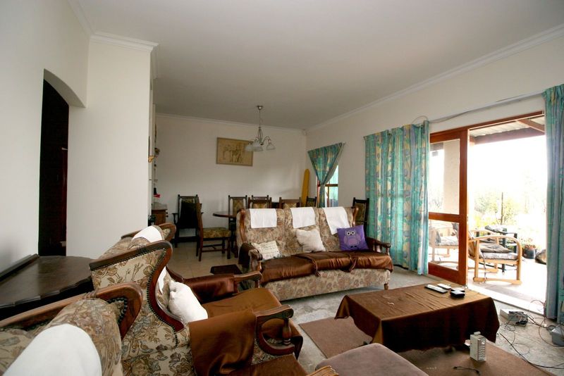 2 Bedroom townhouse-villa in Rietfontein To Rent