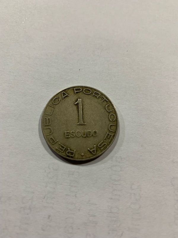 1936 1 ESCUDO COIN MOZAMBIQUE