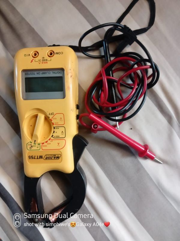 Multimeter with tong
