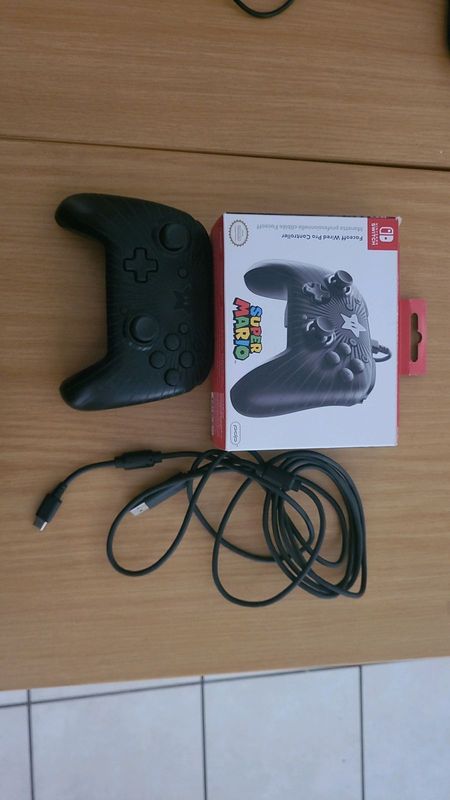 Nintendo switch wired pro controller