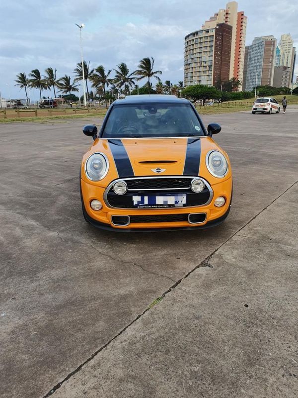 2014 MINI COOPER S 5 DOOR MANUAL