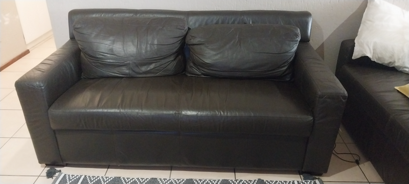 2.5 seater leather couches