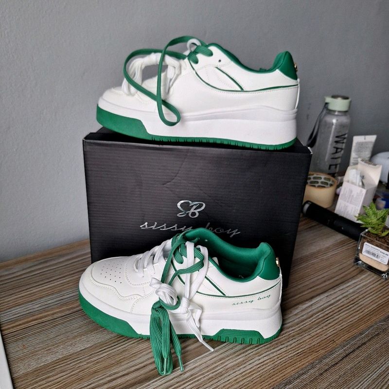 Sissy Boy Green and white sneaker