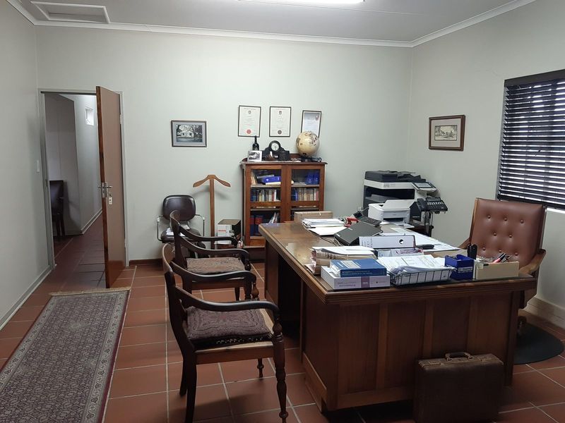 1,606m² Office For Sale in Vryheid