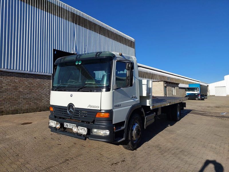 Mercedes Benz Rollback Truck