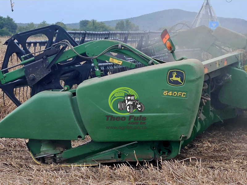 2013 John Deere 640 FD