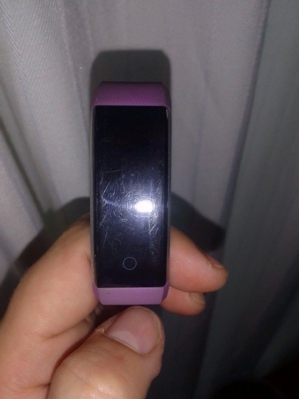 Avon fitbit watch hotsell