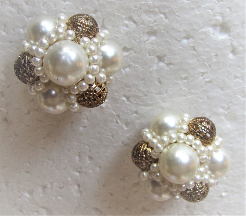 Vintage - Fashion Clip On Earring