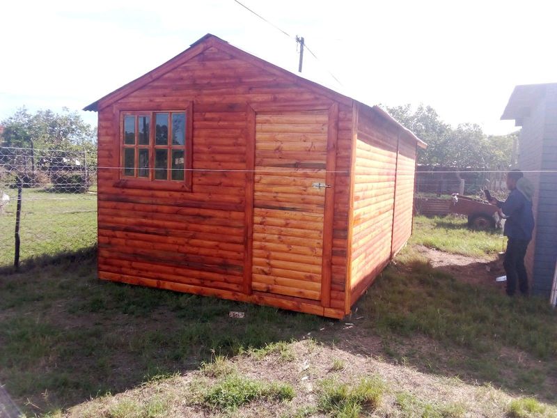 Cool log cabin