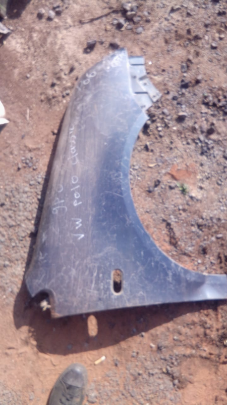 Volkswagen Polo Classic Right Fender For Sale.