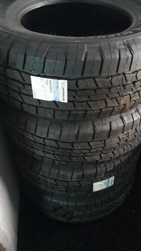 4 brand new Tyres size 17.