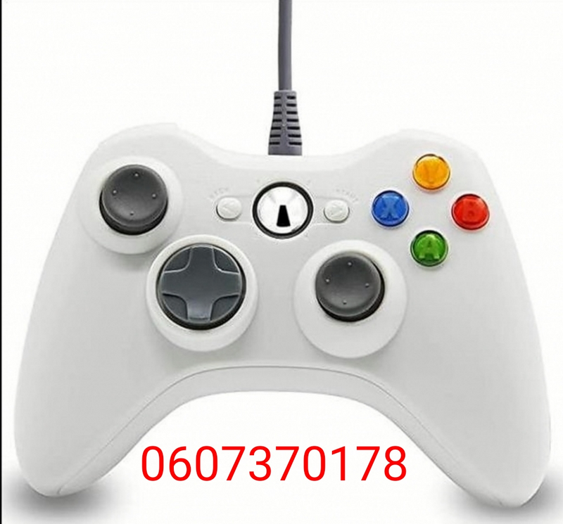 Xbox 360 Wired Controller White in Colour (Brand New)