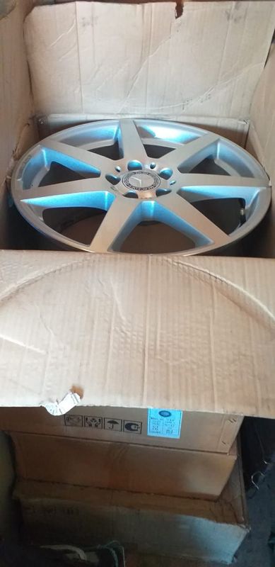 ORIGINAL AMG RIM FOR SALE