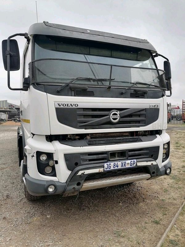 Special Deal: 2014 Volvo FMX 440 Double Axle Truck - For Sale in Boksburg!