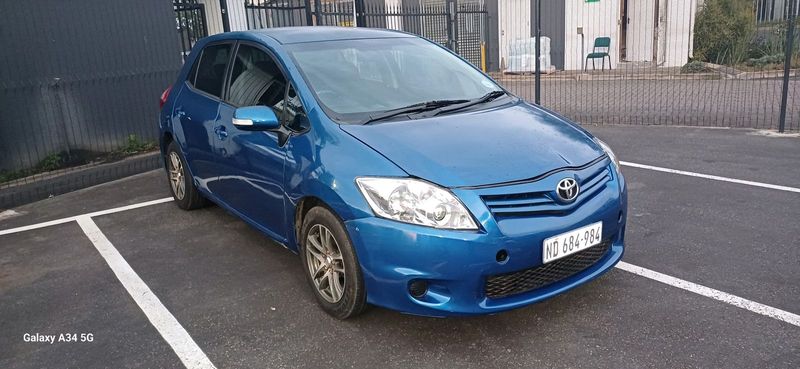 Toyota Aruis for sale