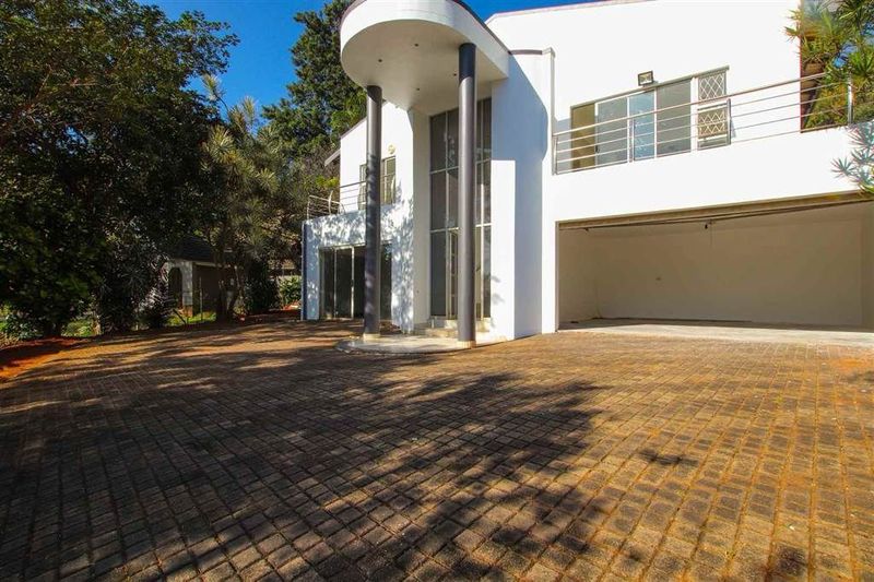 Luxury four bedroom house in Glen Hills, Durban North for sale.