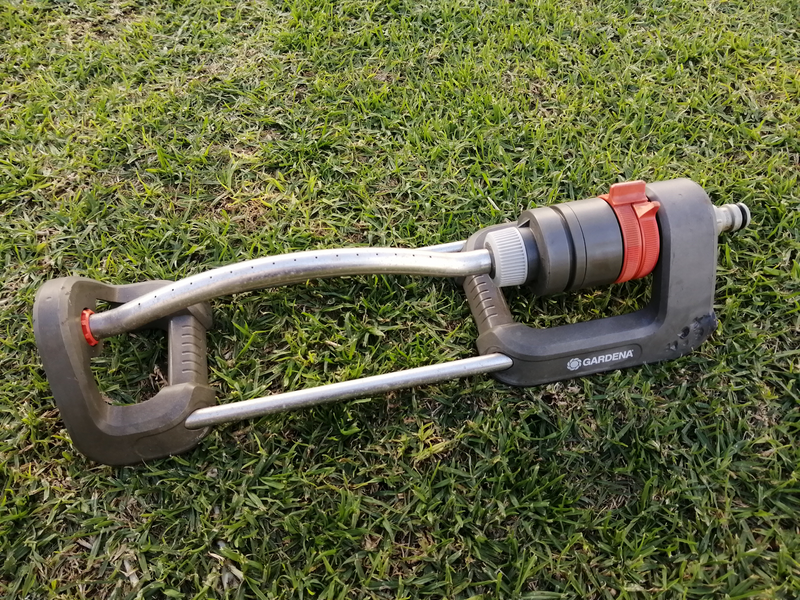 Gardena garden sprinkler R100