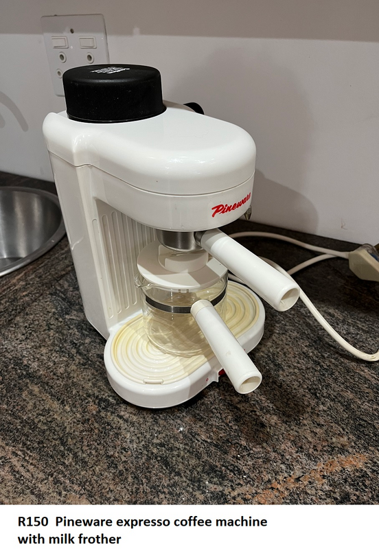 Pineware expresso coffee machine with milk frother