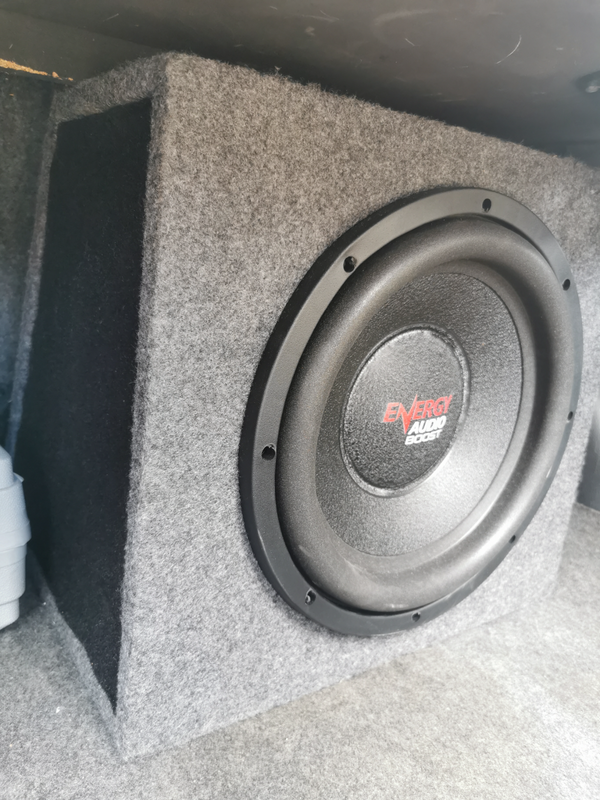 Subwoofer with Box- Ad posted by Jovan Booi