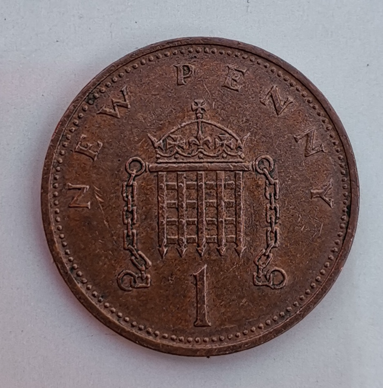 1971 United Kingdom 1 New Penny Elizabeth II (1952 - 2022 ) 2nd Portrait Coin For Sale.