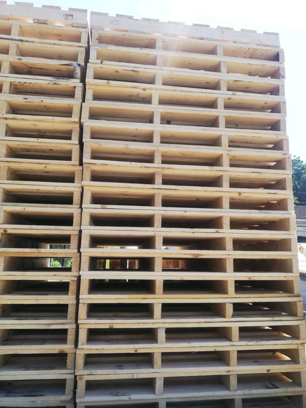 Wooden pallets