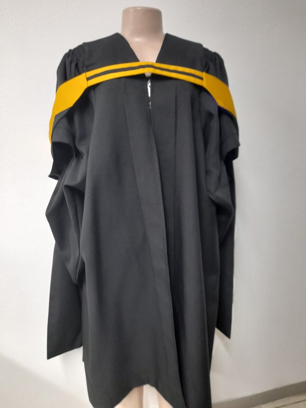 graduation gowns for hiring and purchasing
