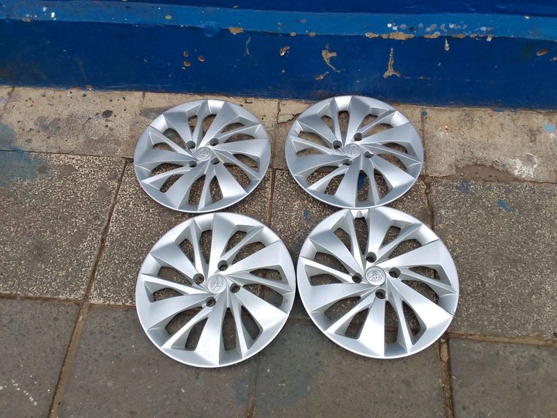 set of 15inches original Toyota starlet wheel covers for sale. This covers are in perfect condition
