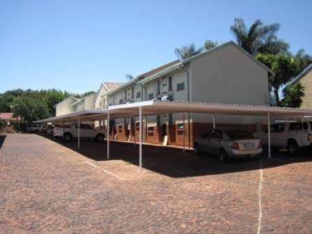Excellent investment. Bachelor unit for students or working person. Walking distance from TUT.