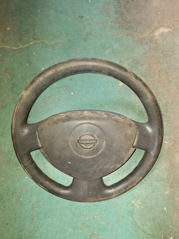 Nissan NP200 Steering wheel For Sale! R650!