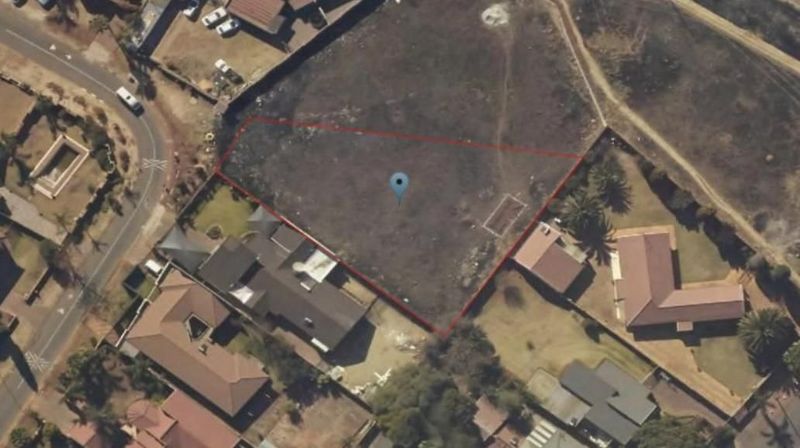 1,588m² Vacant Land For Sale in Lenasia