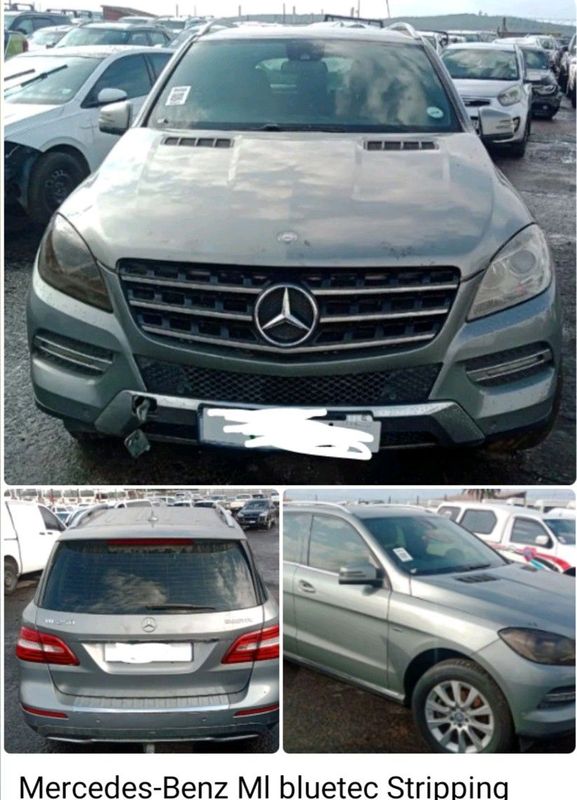 Mercedes-Benz Ml bluetec Stripping for spares...