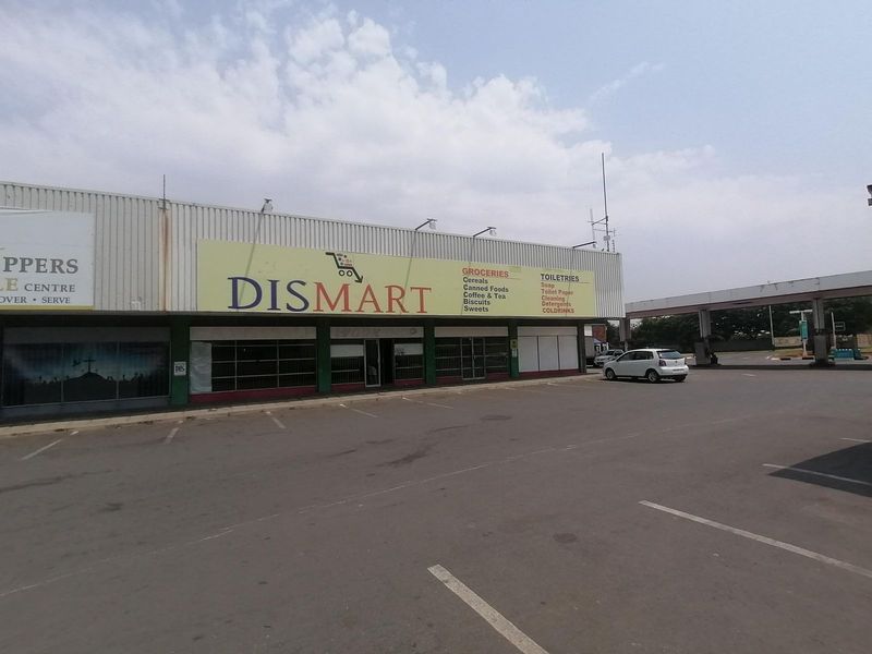 Retail space available in Mindelore