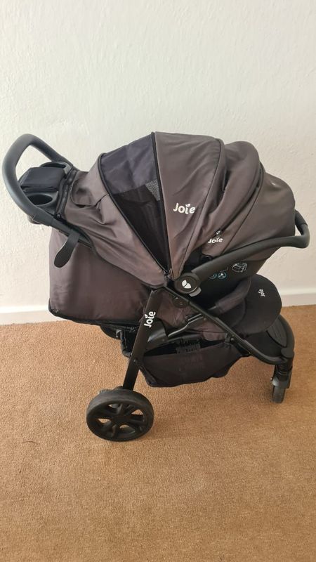 Joie Lite Trax 4 Combo for sale