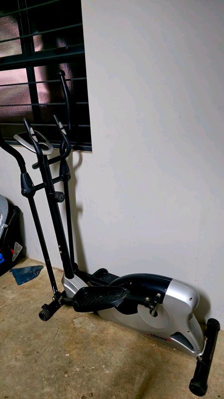 Elliptical Excercise Machine