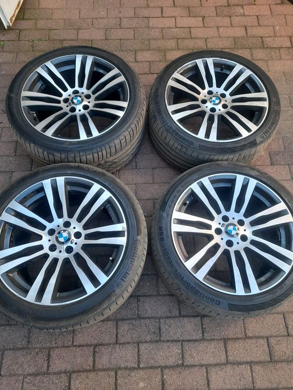 20&#34; BMW x5 x6 Oem mags and tyres