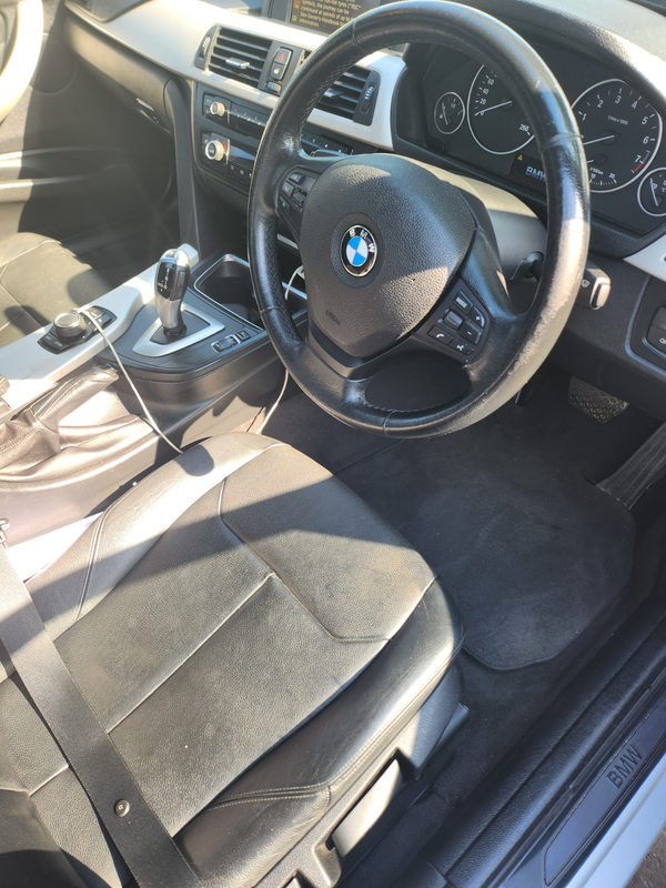 2013 BMW 3 Series Sedan